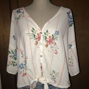 Women’s fashion top